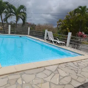 Zen'o Devilla Sainte-Anne (Grande-Terre)